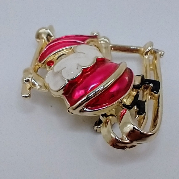 Skiing Santa Brooch - Picture 3 of 5